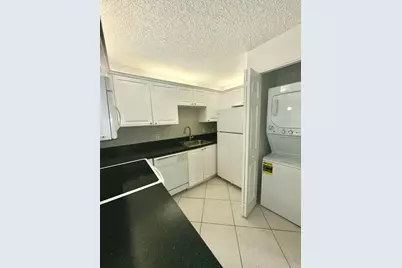 4120 Union Square Boulevard #B2, Palm Beach Gardens, FL 33410 - Photo 9