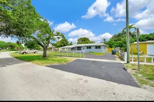 1112 NW 43rd Terrace, Lauderhill, FL 33313 - Photo 7