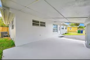1112 NW 43rd Terrace, Lauderhill, FL 33313 - Photo 9