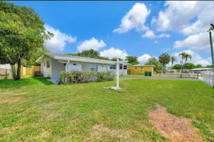 1112 NW 43rd Terrace, Lauderhill, FL 33313 - Photo 5