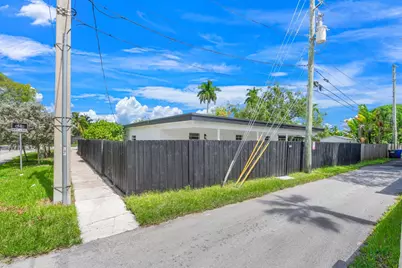 3262 Pierce Street, Hollywood, FL 33021 - Photo 35