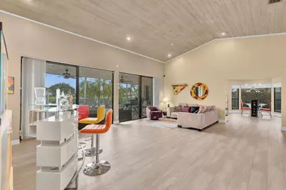 7640 NW 87th Avenue, Tamarac, FL 33321 - Photo 13