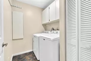 7640 NW 87th Ave, Tamarac, FL 33321 - Photo 21