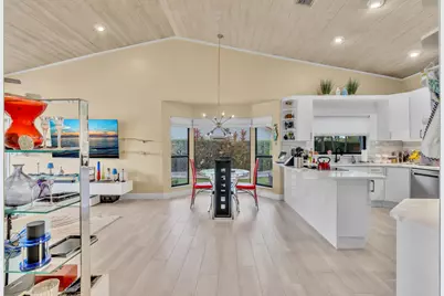 7640 NW 87th Avenue, Tamarac, FL 33321 - Photo 33