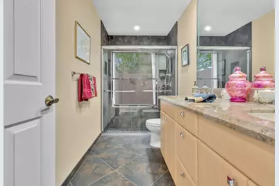 7640 NW 87th Avenue, Tamarac, FL 33321 - Photo 13