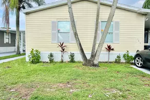 183 Plantation Blvd, Lake Worth, FL 33467 - Photo 1