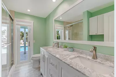 1030 NE 27th Way, Pompano Beach, FL 33062 - Photo 17