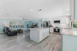 1030 NE 27th Way, Pompano Beach, FL 33062 - Photo 7