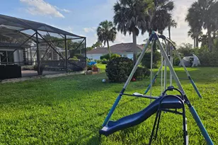 12231 Areaca Dr, Wellington, FL 33414 - Photo 23