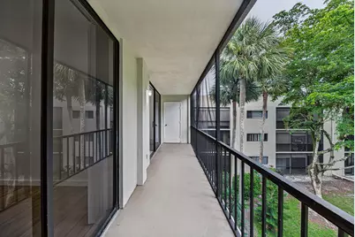 5220 Las Verdes Circle #317, Delray Beach, FL 33484 - Photo 19