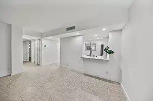 5220 Las Verdes Cir, Delray Beach, FL 33484 - Photo 9