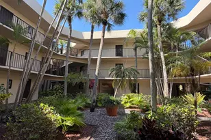 5220 Las Verdes Cir, Delray Beach, FL 33484 - Photo 37