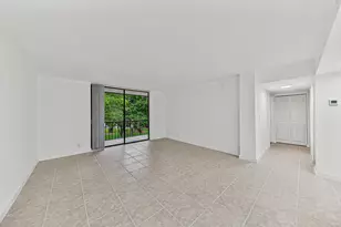 5220 Las Verdes Cir, Delray Beach, FL 33484 - Photo 11