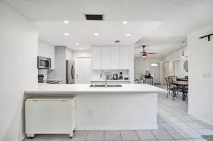 11614 SW 50th St, Cooper City, FL 33330 - Photo 9
