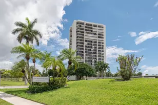 2000 Presidential Way, West Palm Beach, FL 33401 - Photo 33