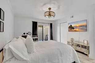 17372 Boca Club Blvd, Boca Raton, FL 33487 - Photo 9