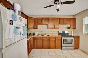 125 Seagull Ct, Royal Palm Beach, FL 33411 - Photo 21