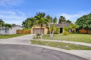 125 Seagull Ct, Royal Palm Beach, FL 33411 - Photo 5
