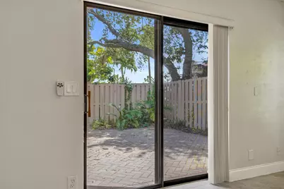 4260 Village Drive #D, Delray Beach, FL 33445 - Photo 5