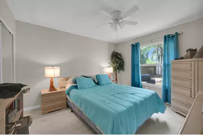 552 SW Eyerly Avenue, Port Saint Lucie, FL 34983 - Photo 23