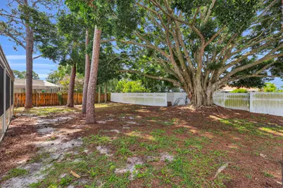 552 SW Eyerly Avenue, Port Saint Lucie, FL 34983 - Photo 33