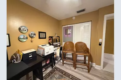 1051 Summit Place Circle #D, West Palm Beach, FL 33415 - Photo 11