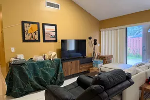 1051 Summit Pl Cir, West Palm Beach, FL 33415 - Photo 5