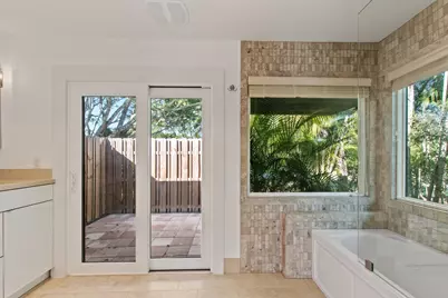 11792 Wimbledon Circle, Wellington, FL 33414 - Photo 19