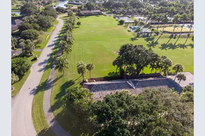 11792 Wimbledon Circle, Wellington, FL 33414 - Photo 33