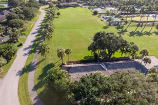 11792 Wimbledon Cir, Wellington, FL 33414 - Photo 33