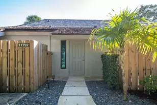 11792 Wimbledon Cir, Wellington, FL 33414 - Photo 3