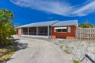 928 Prosperity Farms Rd, North Palm Beach, FL 33408 - Photo 1