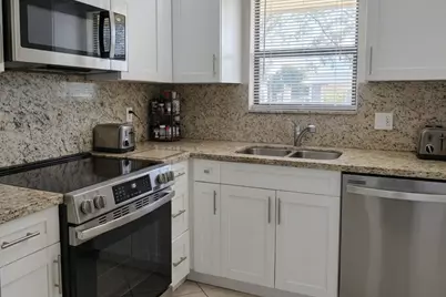 21911 Lake Forest Circle #103, Boca Raton, FL 33433 - Photo 5