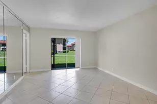 21911 Lake Forest Cir, Boca Raton, FL 33433 - Photo 11
