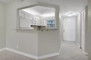 21911 Lake Forest Cir, Boca Raton, FL 33433 - Photo 9