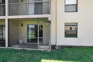 21911 Lake Forest Cir, Boca Raton, FL 33433 - Photo 15