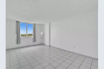 500 Bayview Drive #632, Sunny Isles Beach, FL 33160 - Photo 41
