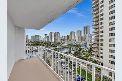 500 Bayview Drive #632, Sunny Isles Beach, FL 33160 - Photo 7