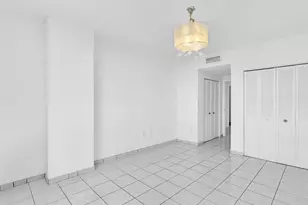 500 Bayview Dr, Sunny Isles Beach, FL 33160 - Photo 39