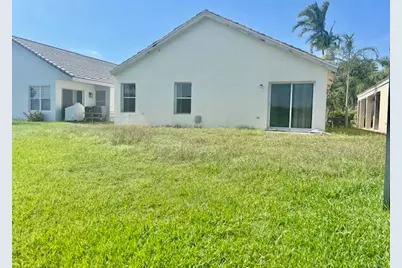 8820 N Lake Park Cir Circle N, Davie, FL 33328 - Photo 5