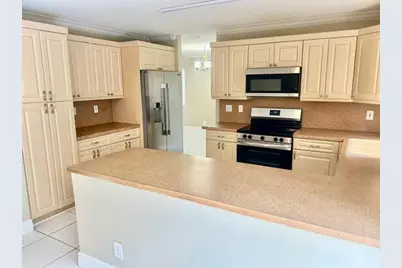 9576 NW 8th Circle, Plantation, FL 33324 - Photo 7