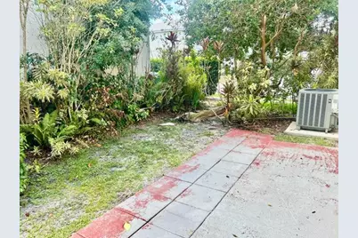 9576 NW 8th Circle, Plantation, FL 33324 - Photo 33