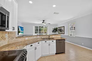 6283 Shadow Tree Ln, Lake Worth, FL 33463 - Photo 15