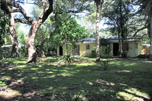 635 18th Pl, Vero Beach, FL 32960 - Photo 5