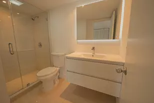 468 Golden Isles Dr, Hallandale Beach, FL 33009 - Photo 29