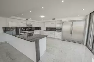468 Golden Isles Dr, Hallandale Beach, FL 33009 - Photo 13