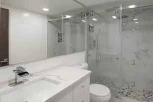 2000 Presidential Way, West Palm Beach, FL 33401 - Photo 25