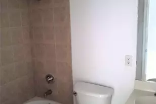 2660 NE 8th Ave, Wilton Manors, FL 33334 - Photo 7