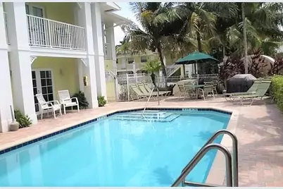 2660 NE 8th Avenue #302, Wilton Manors, FL 33334 - Photo 17