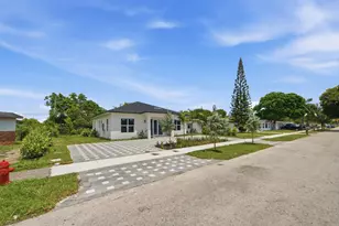 1705 NW 15th St, Fort Lauderdale, FL 33311 - Photo 3